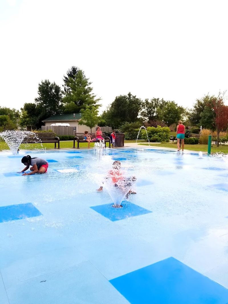 Fountain Square Park, Elk Grove Village