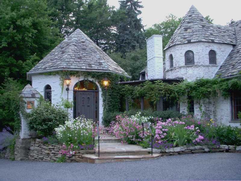 Four Acres Of Gardens You Can Actually Wander Four Acres Of Gardens You Can Actually Wander