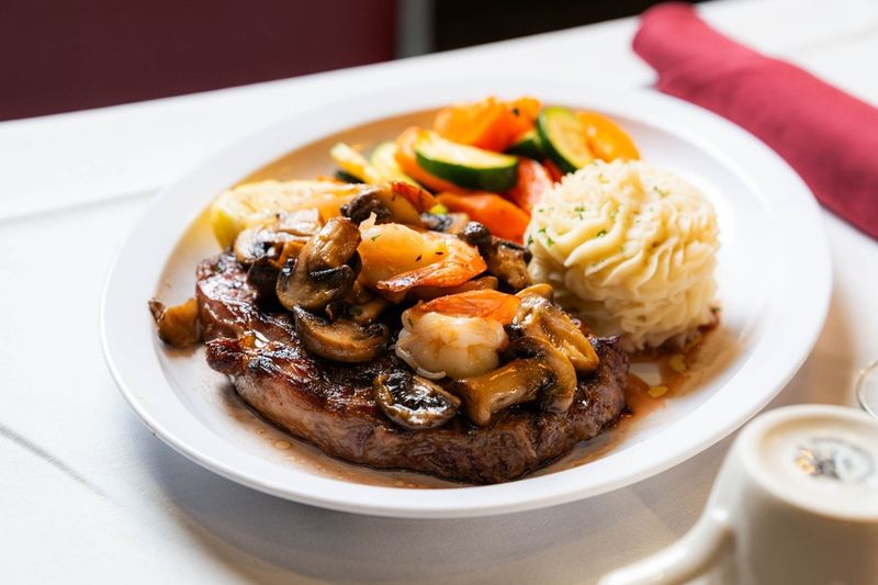 Four Decades Of Comfort Food Know-How