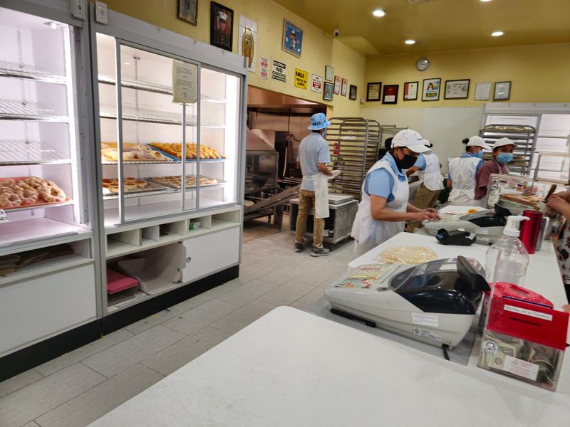 Four Decades of Arellano Family Baking