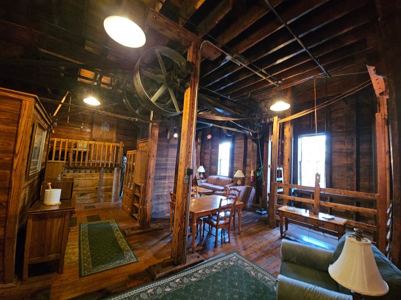 Four Floors Of Self-Guided Wandering