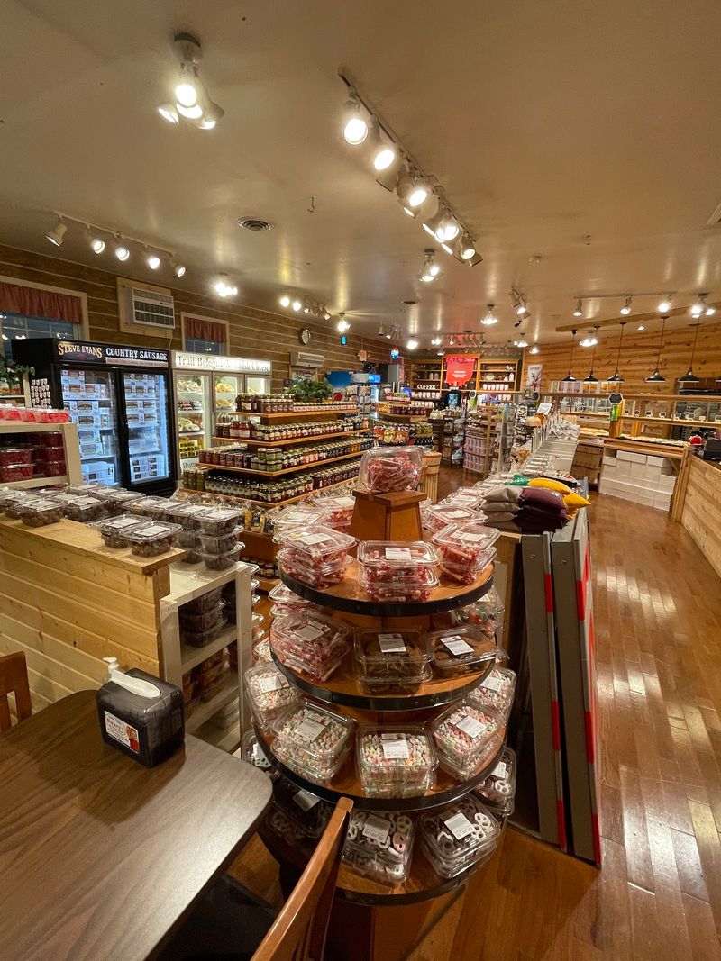 Four Mile Bakery & General Store, Jackson