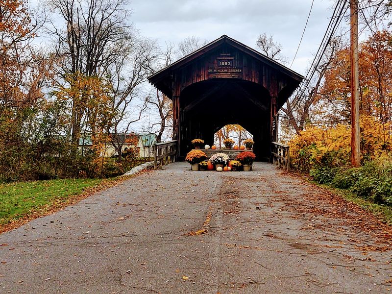 Fox Creek Covered Bridge