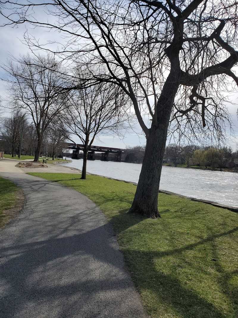 Fox River Trail Fox River Trail