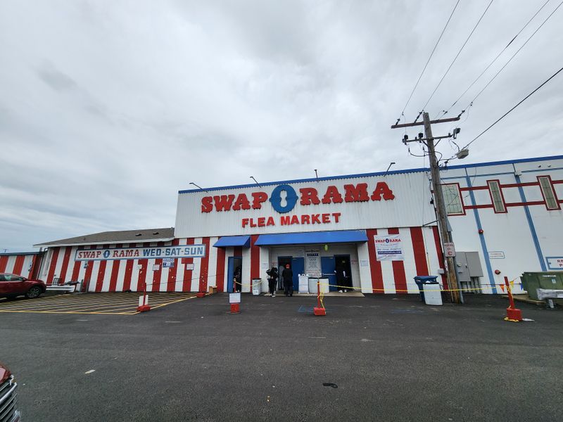 Alsip Swap-O-Rama Flea Market – Alsip