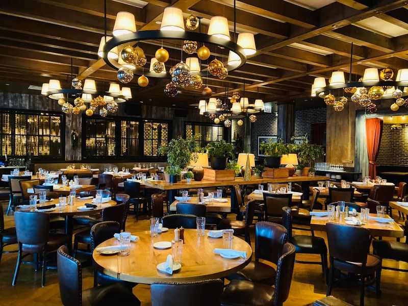 Saranello's - Wheeling