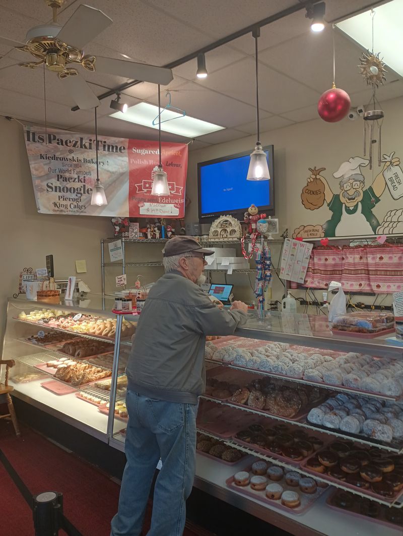 Kiedrowski's Simply Delicious Bakery – Amherst