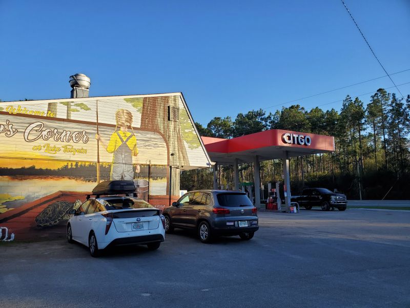 Crow's Corner, Hosford