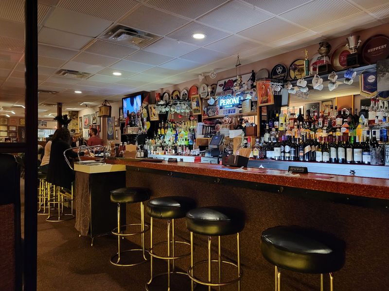 Franco's Lounge Restaurant & Music Club, Williamsport
