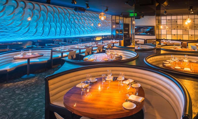 STK Steakhouse - Atlanta Midtown's Vibrant Meat Paradise