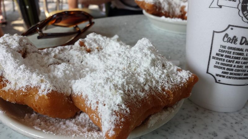 Cafe Du Monde - New Orleans, LA