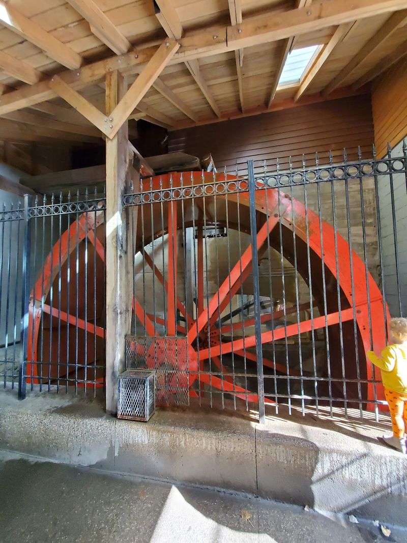 Franklin Cider Mill Brings History To The Outing