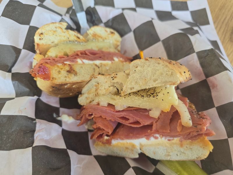 Franklin Square Deli, Kent