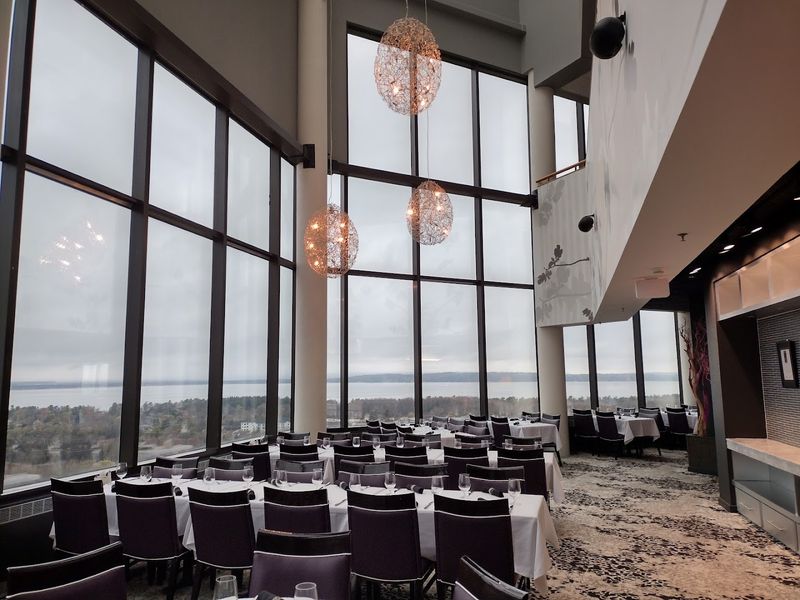 Aerie Restaurant Sunday Brunch (Acme)