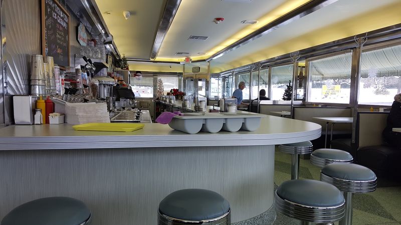 Joni’s Diner, Lake Odessa