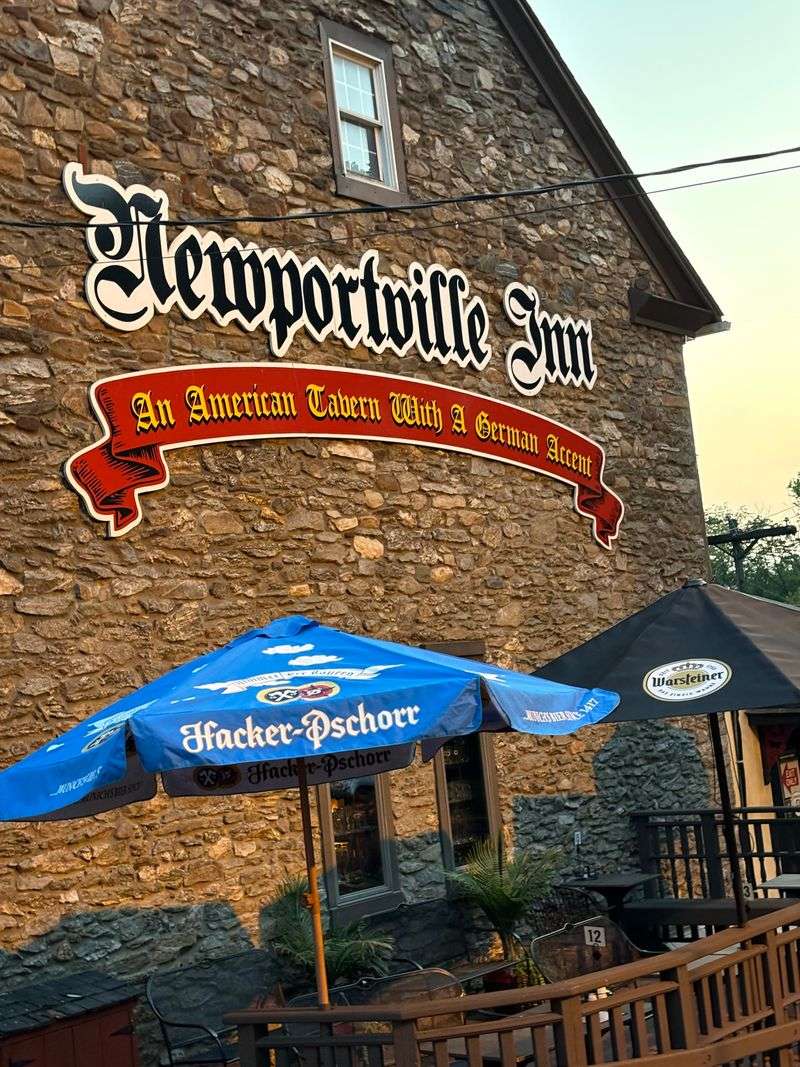Newportville Inn