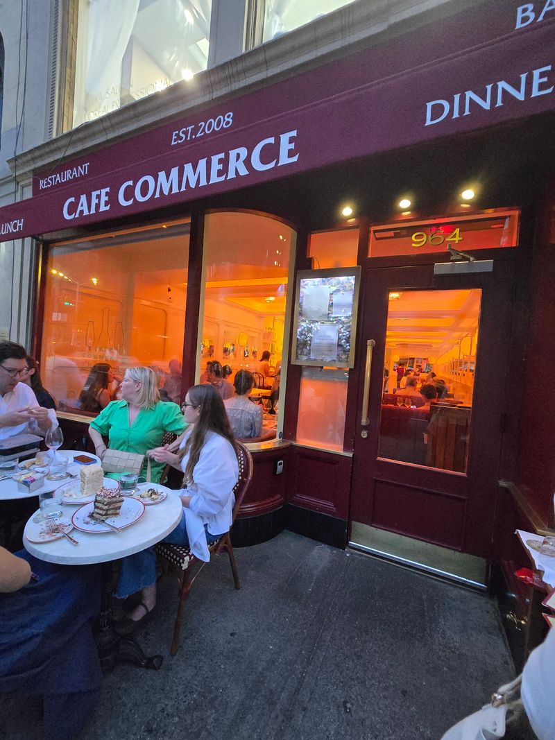 Cafe Commerce 11 New York Restaurants That Keep Filling Up Year After Year