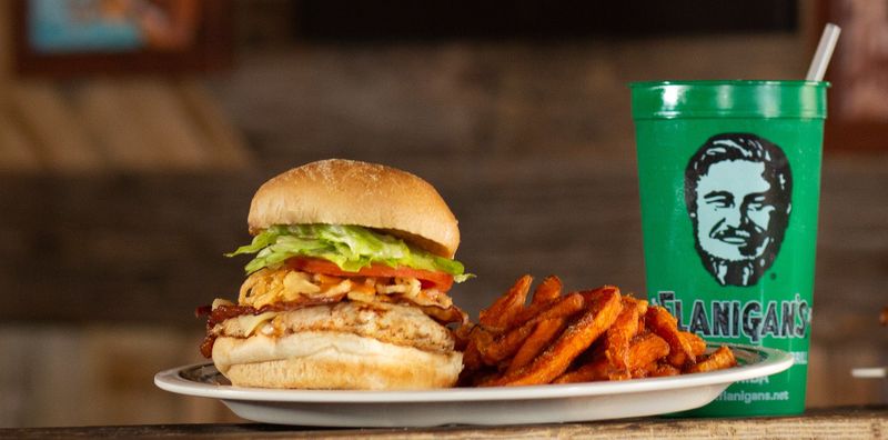 Flanigan’s Seafood Bar and Grill – Surfside