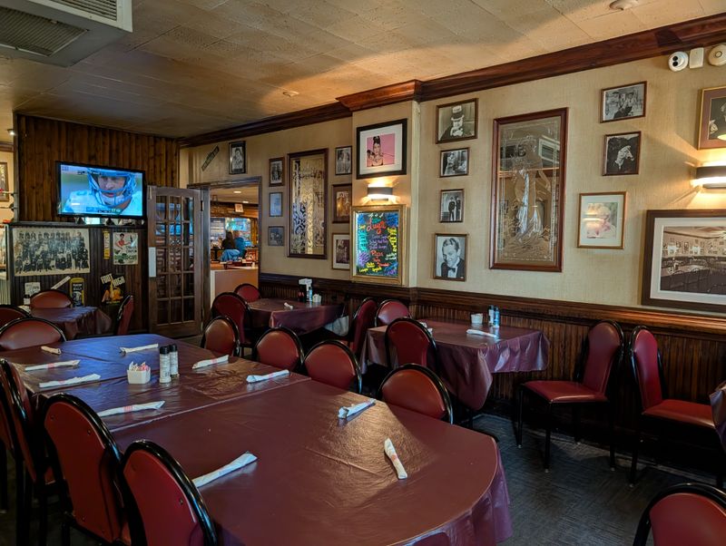 Luigi's Restaurant, Flint