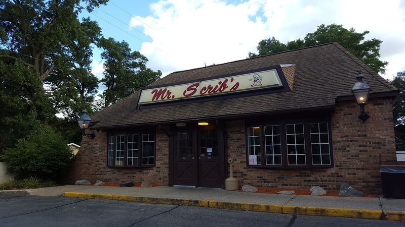 Mr. Scrib's Pizza — Muskegon, MI