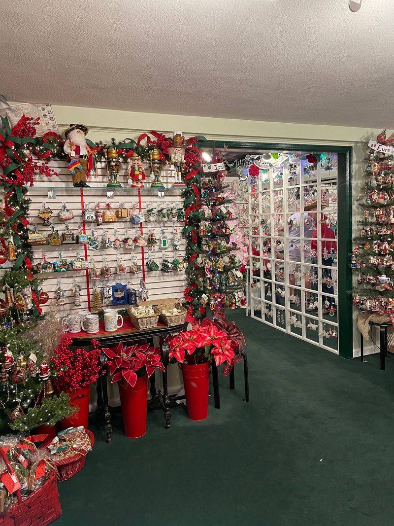 Free Cider And A Free Ornament? The Open House Is Calling
