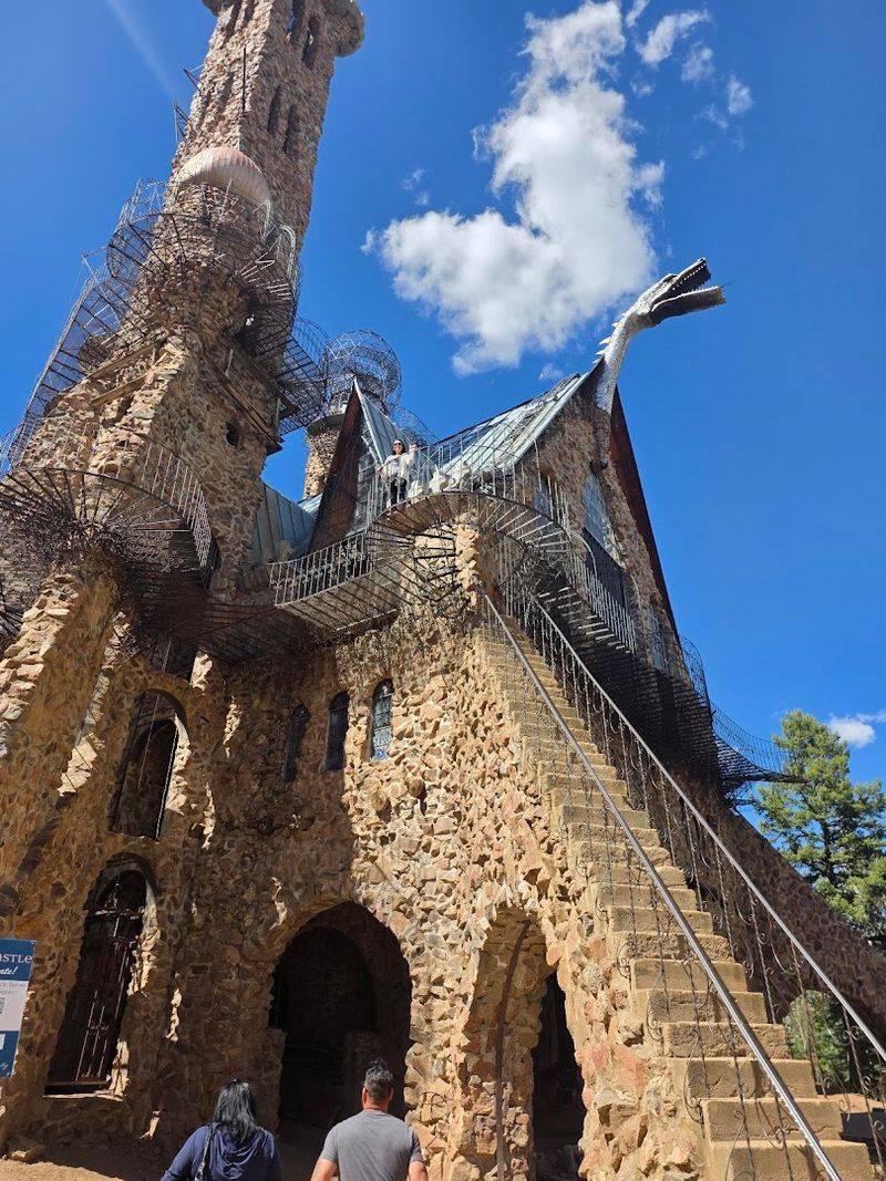 Exploring the Castle Completely On Your Own Terms