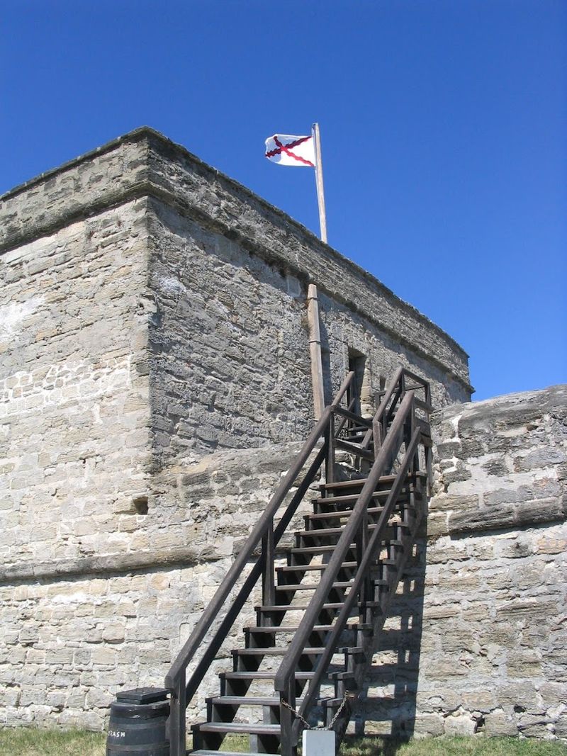 Compact Design Reveals Strategic Brilliance