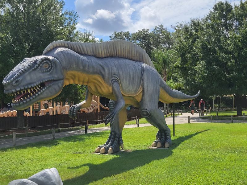 Free Mini Golf Winds Among The Dinosaurs Free Mini Golf Winds Among The Dinosaurs