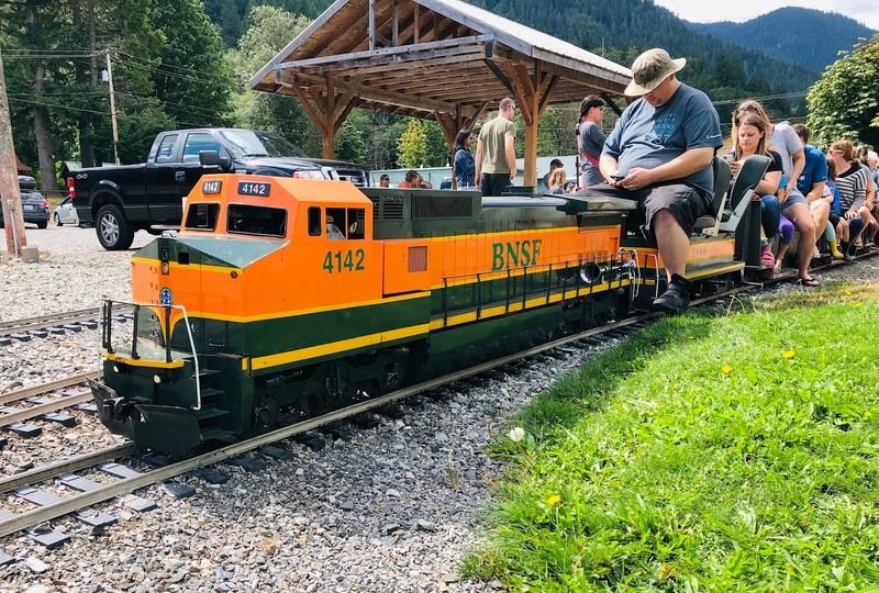 Free Miniature Train Rides That Feel Surprisingly Big