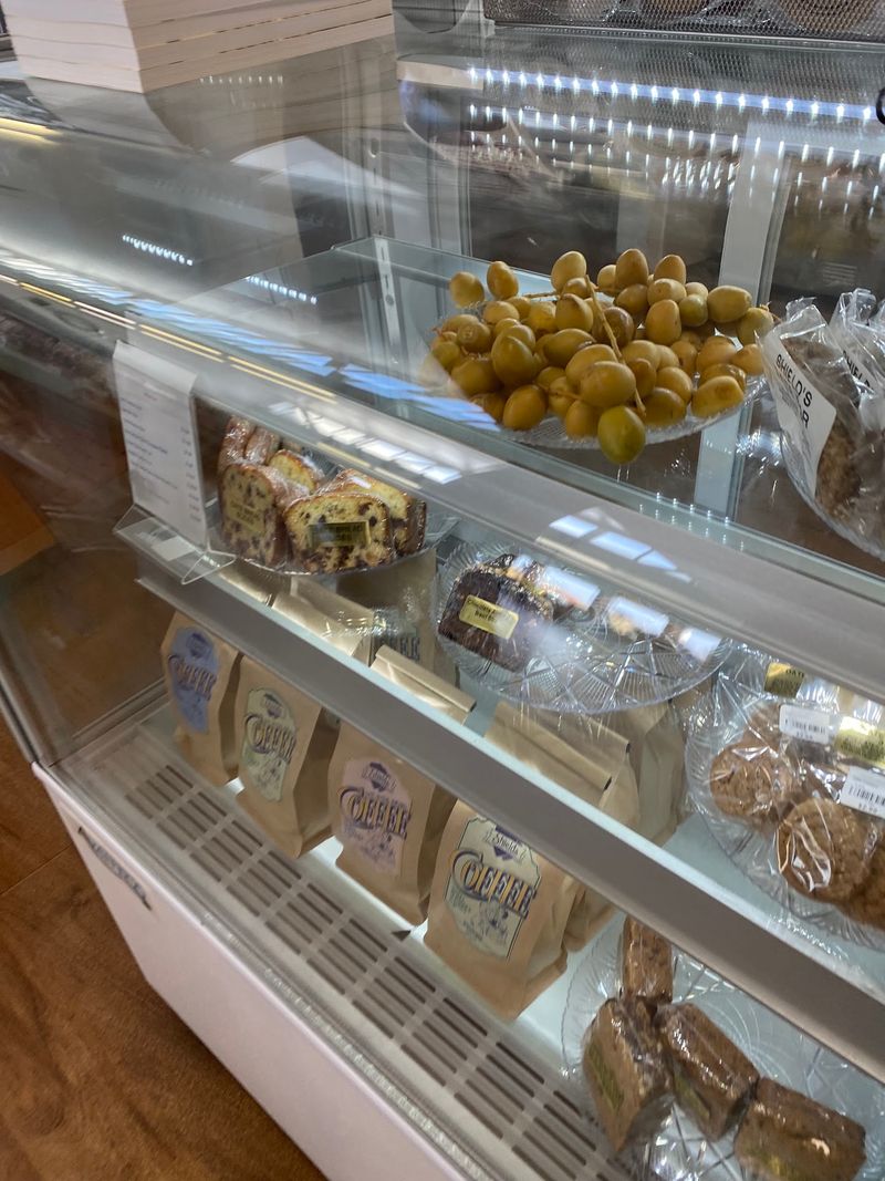 Free Samples Make Choosing Way Too Fun Free Samples Make Choosing Way Too Fun