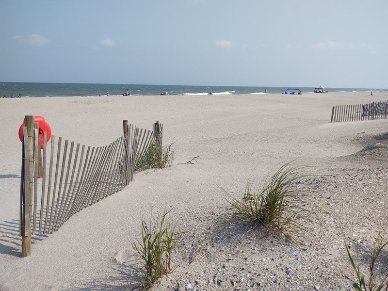 Free Sand, Zero Ticket Booths