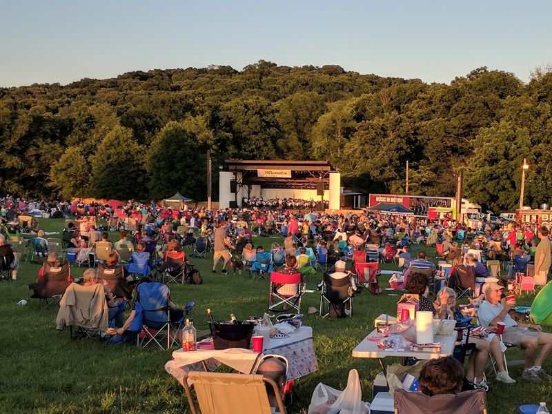 Free Summer Concerts On A Massive Grassy Field Free Summer Concerts On A Massive Grassy Field