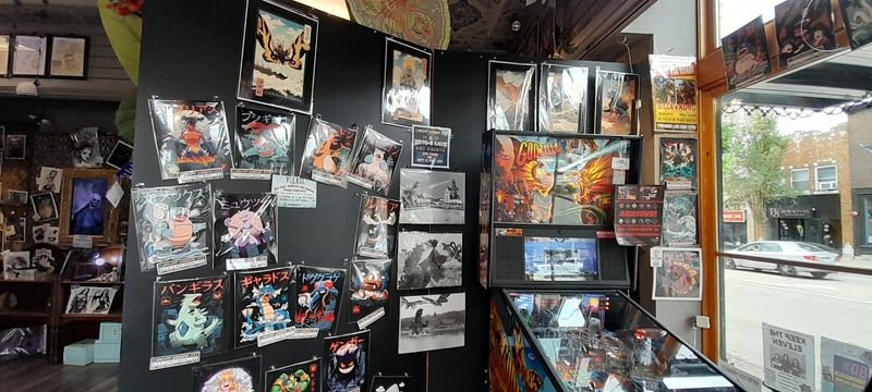 Free pinball and playful extras Free pinball and playful extras