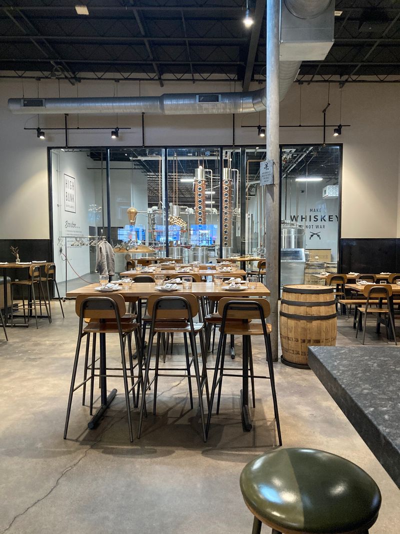 High Bank Distillery, Grandview