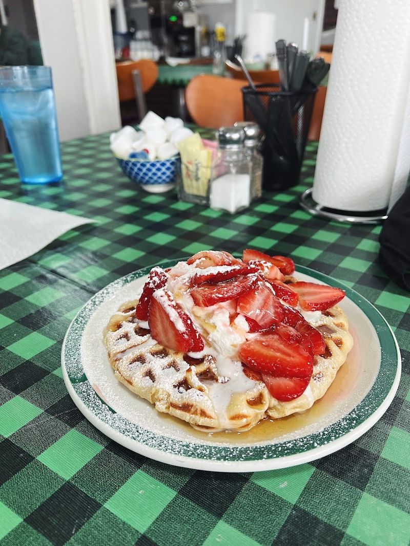 French Toast And Pancake Platters Worth Every Carb