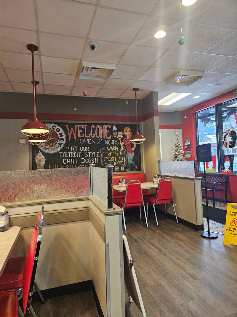 Grand Coney Diner, Grand Rapids