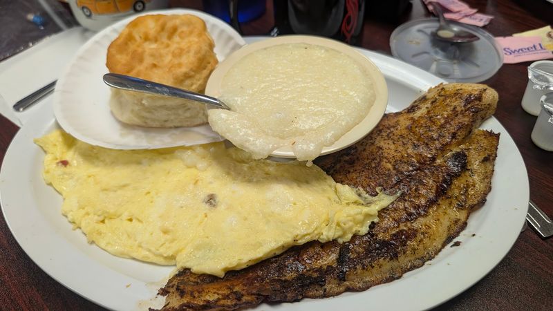 French Toast With The Perfect Crispy Edges