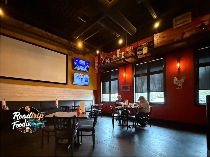 Brickhouse BBQ Burgers Brews, Washington, IL