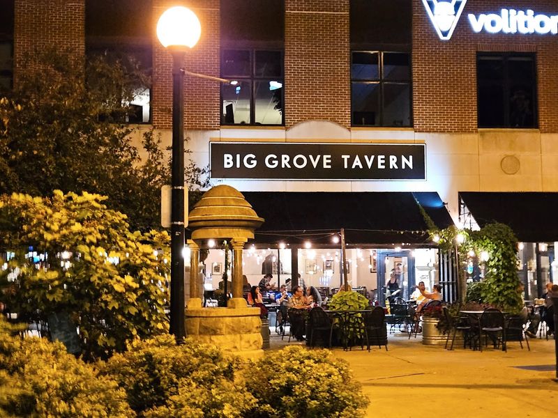 Big Grove Tavern (Champaign)