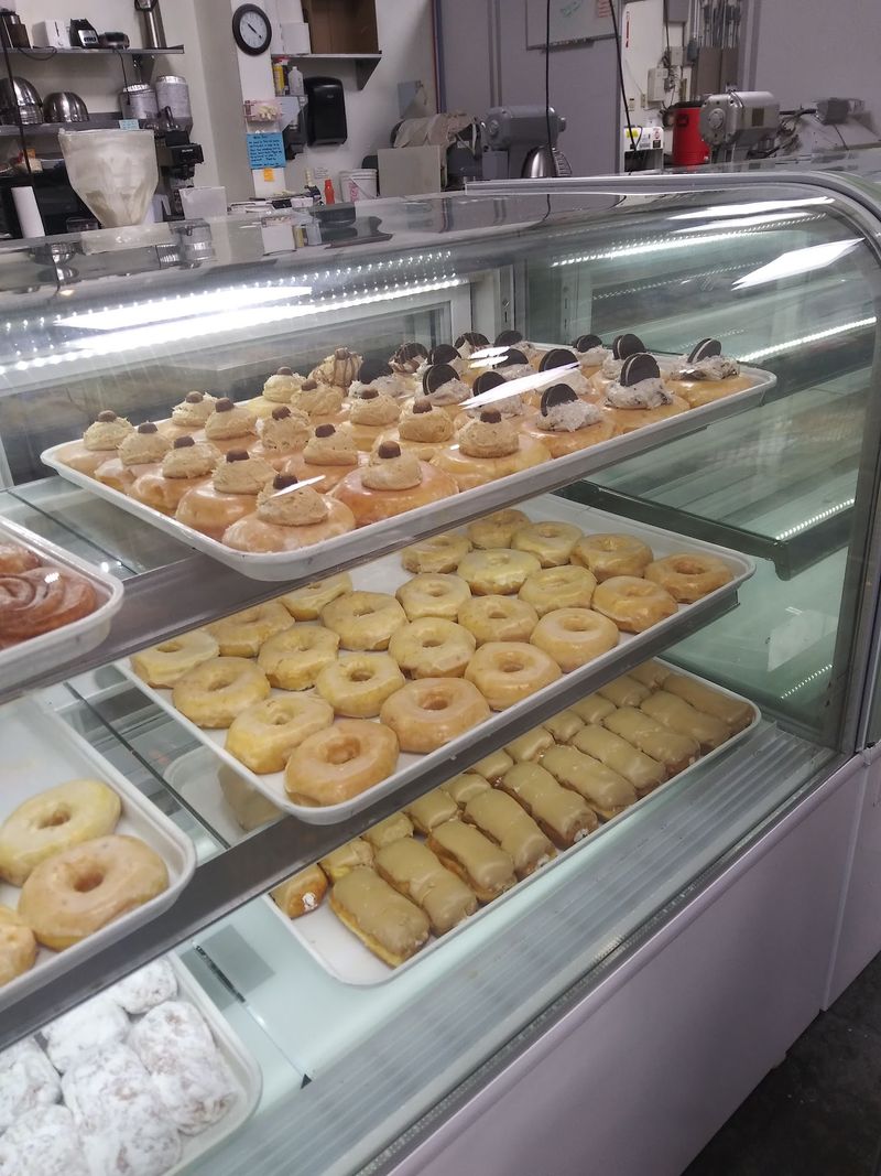 Fresh Amish Donuts 