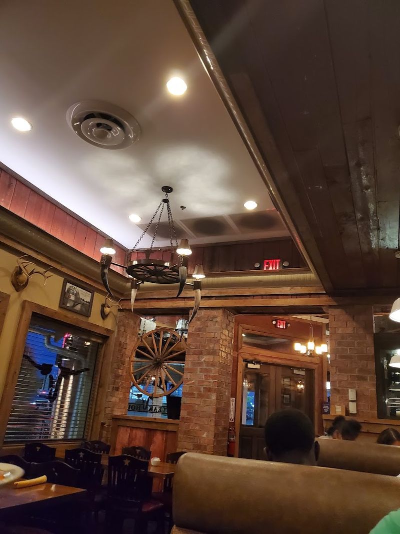 Classic Steakhouse Experience That Feels Complete