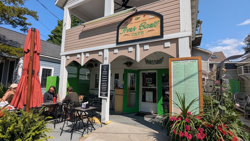 Fresh Basil Cafe