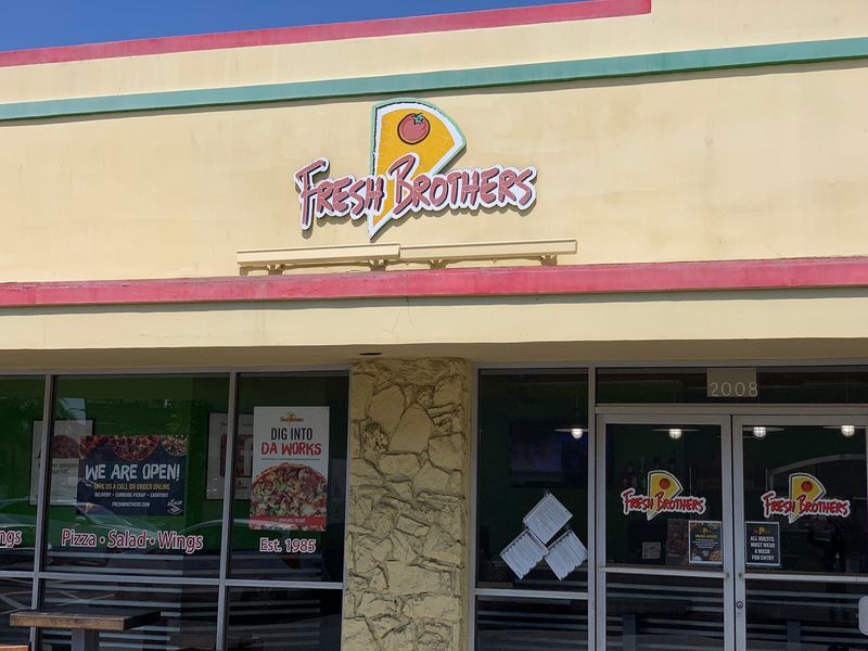 Fresh Brothers Pizza Manhattan Beach