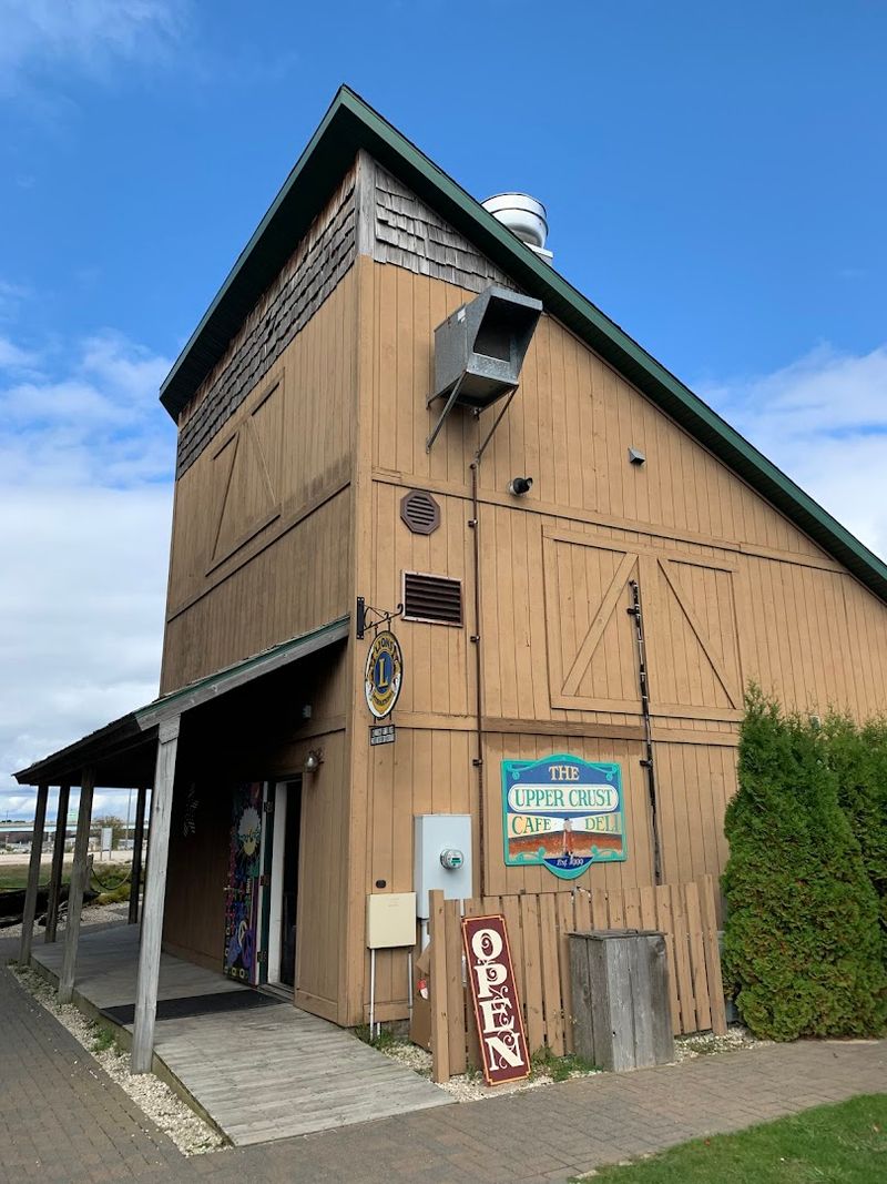 Upper Crust Deli, Manistique