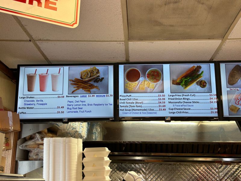 The Legendary Gyro Platter That Feeds A Small Army