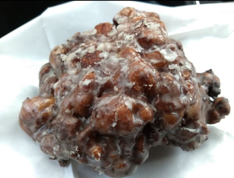 The Ugly Apple Fritter That Everyone Cannot Stop Talking About