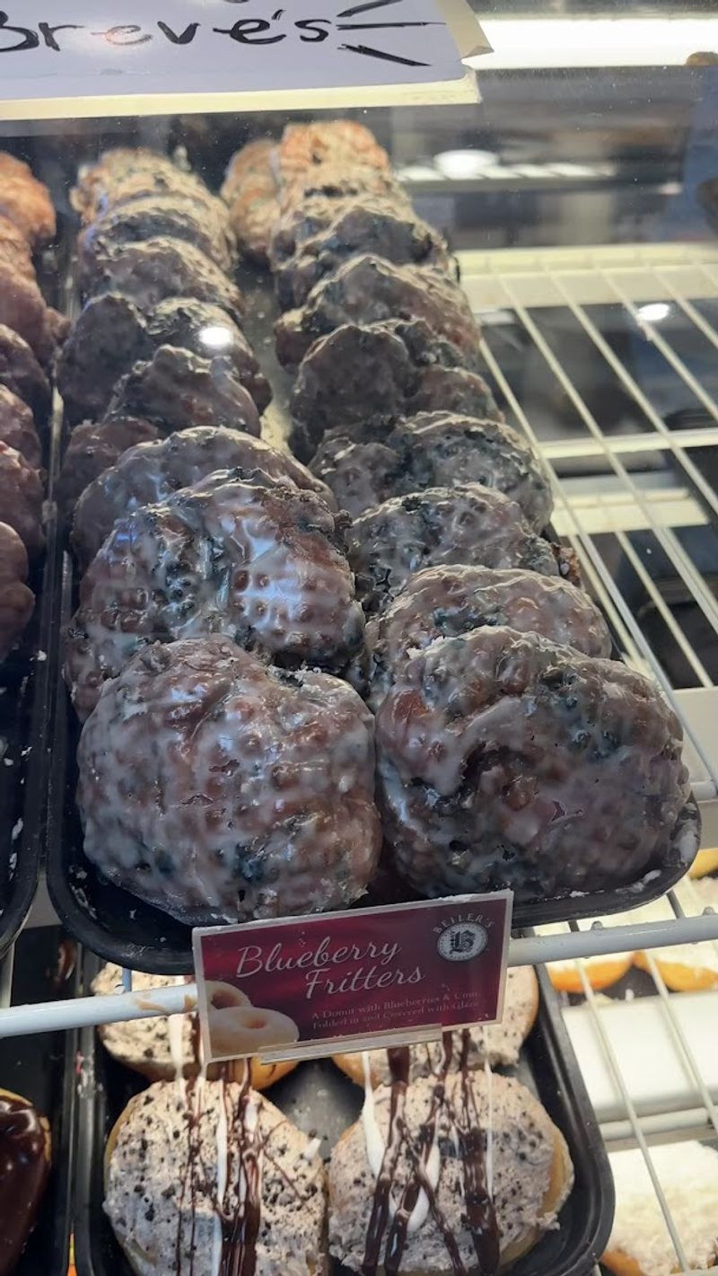 Apple Fritters That Actually Deserve The Hype