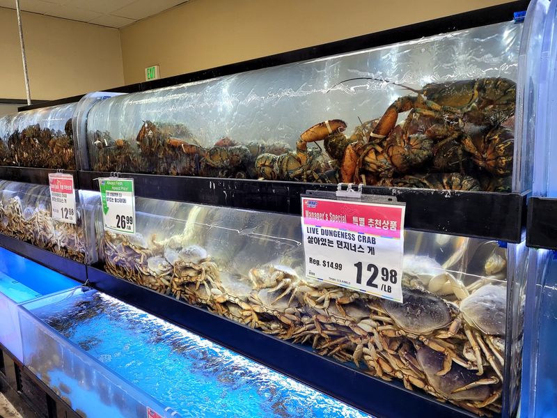 Fresh Fish Gets Cut Exactly The Way You Want It