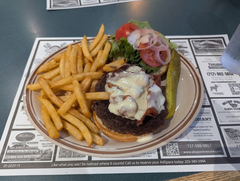 Fresh Fries Cooked In Clean Oil Make A Noticeable Difference On The Plate Fresh Fries Cooked In Clean Oil Make A Noticeable Difference On The Plate