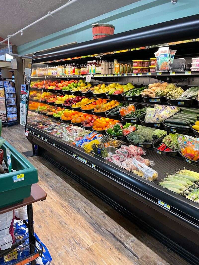 Fresh Groceries Without Warehouse Expectations Fresh Groceries Without Warehouse Expectations